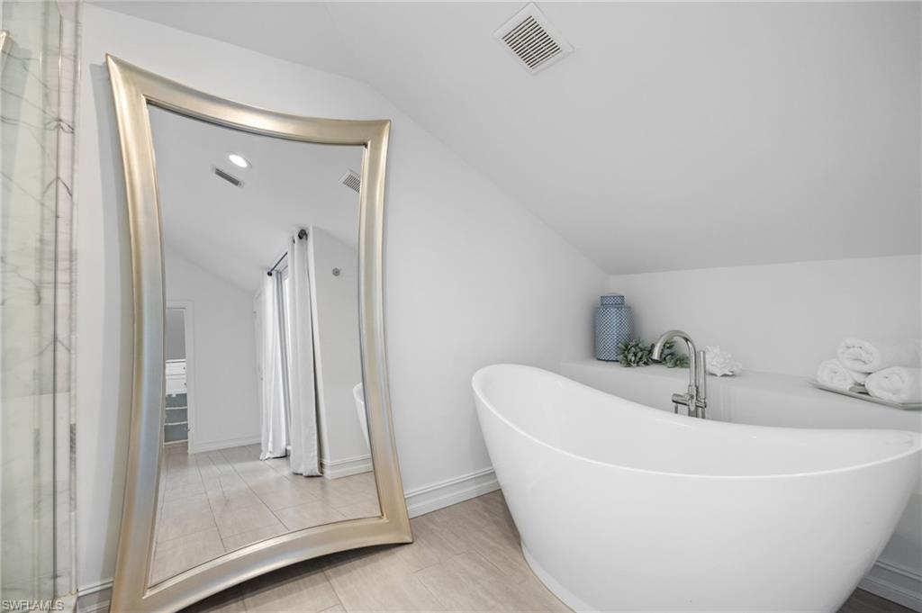 GULF HARBOR - Residential