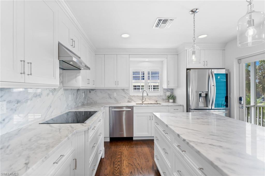 GULF HARBOR - Residential