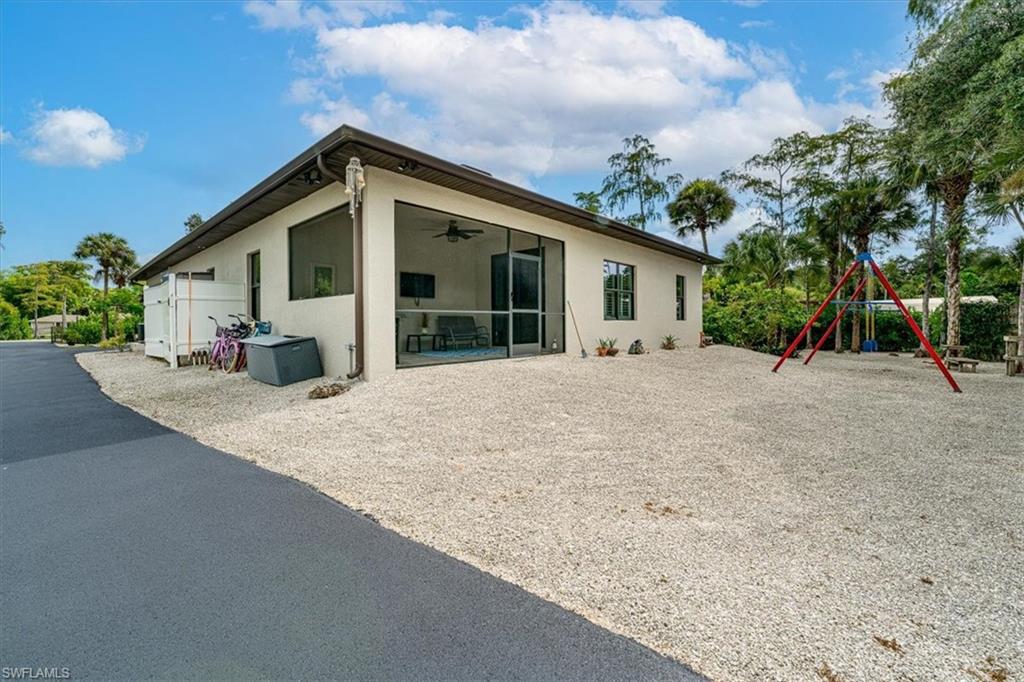 GOLDEN GATE ESTATES - Residential