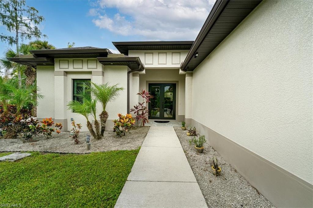 GOLDEN GATE ESTATES - Residential