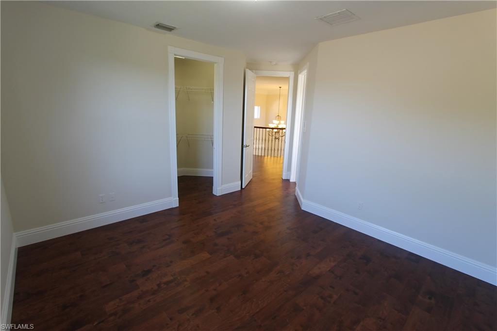 WILSHIRE LAKES - Residential