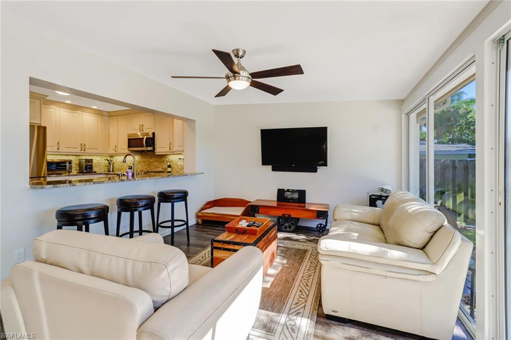 PALM RIVER SHORES - Residential