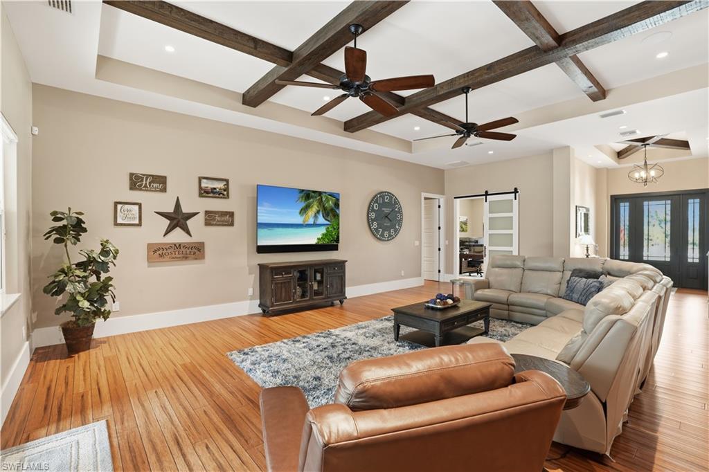 SAN CARLOS ESTATES - Residential