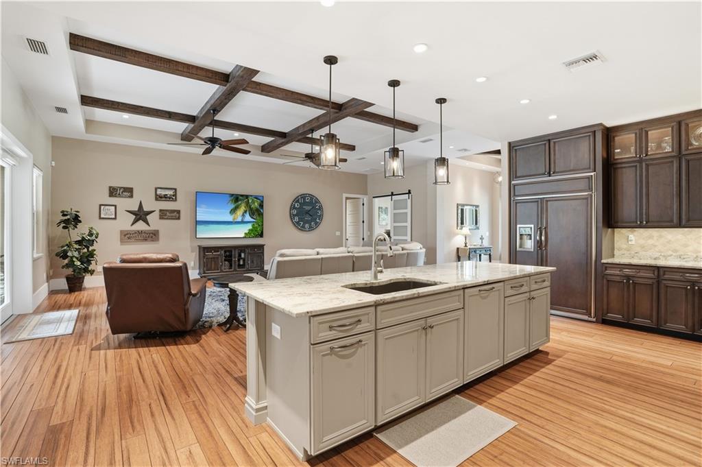 SAN CARLOS ESTATES - Residential