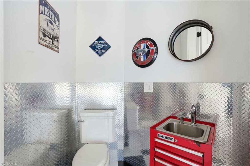 SAN CARLOS ESTATES - Residential