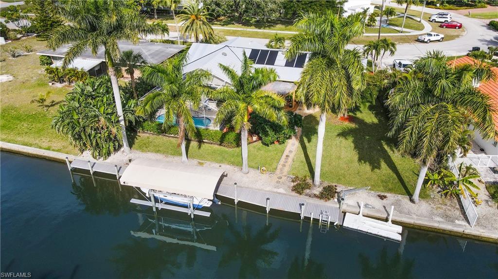 HOLIDAY HEIGHTS - Residential