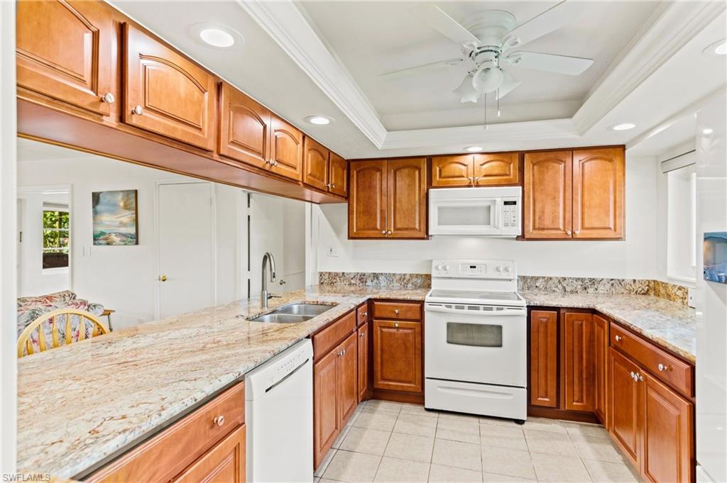 HOLIDAY HEIGHTS - Residential