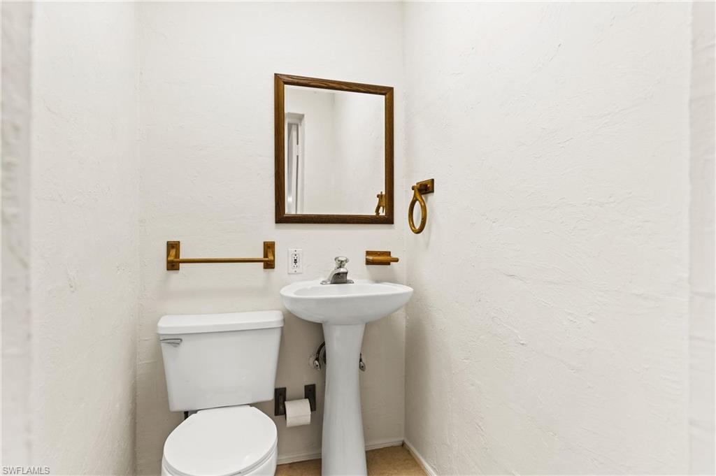 HOLIDAY HEIGHTS - Residential