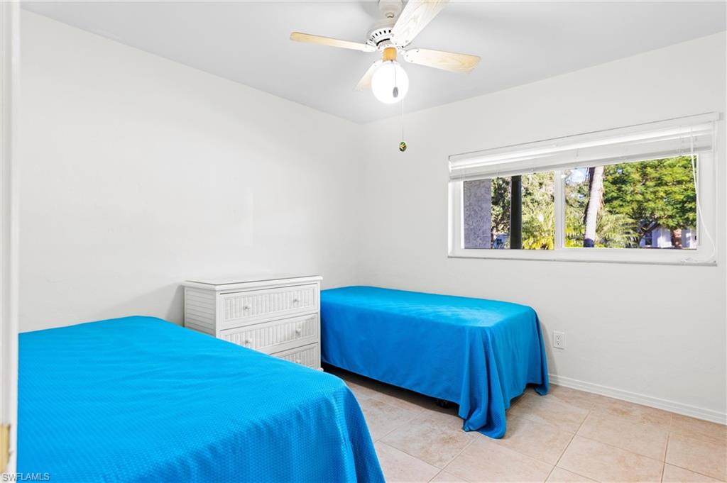 HOLIDAY HEIGHTS - Residential