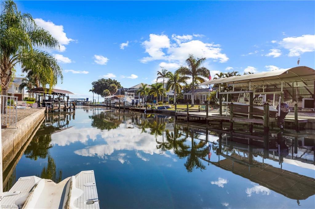 HOLIDAY HEIGHTS - Residential