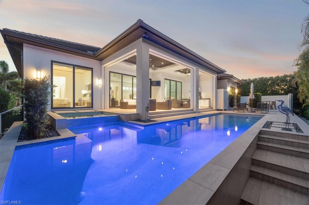 PARK SHORE - Residential