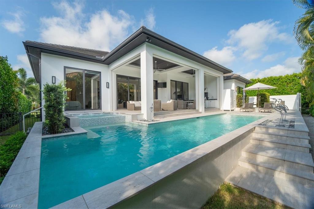 PARK SHORE - Residential