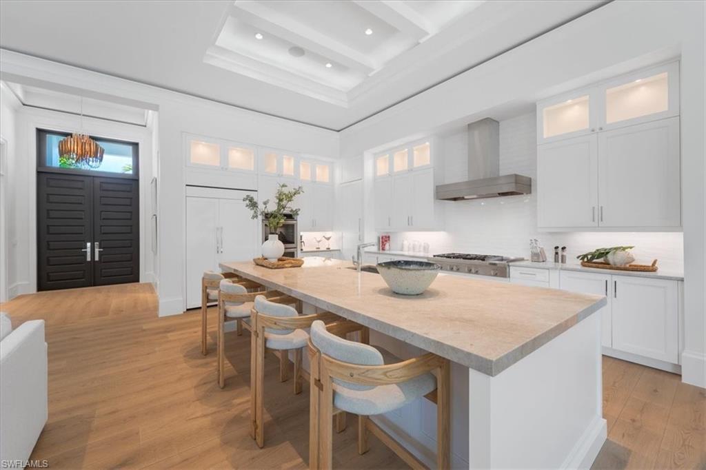 PARK SHORE - Residential