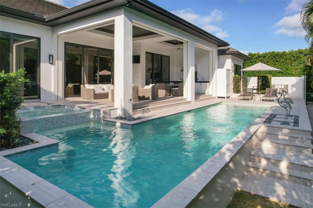 PARK SHORE - Residential