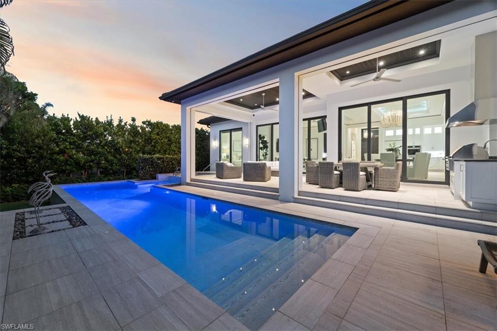 PARK SHORE - Residential