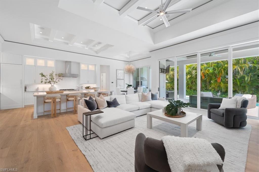 PARK SHORE - Residential