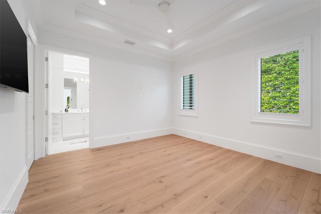 PARK SHORE - Residential