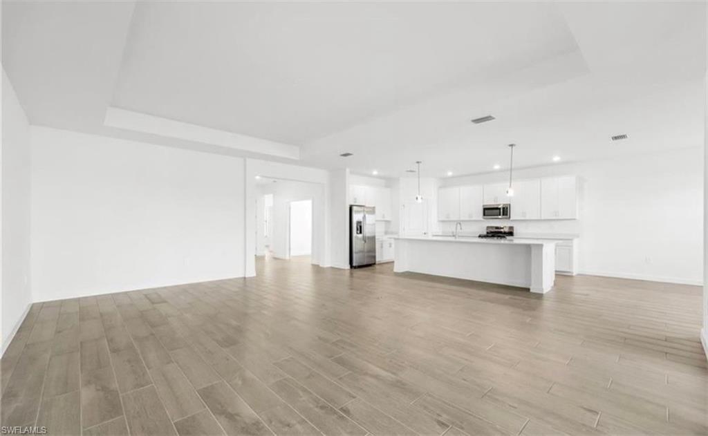 VERDANA VILLAGE - Residential Lease