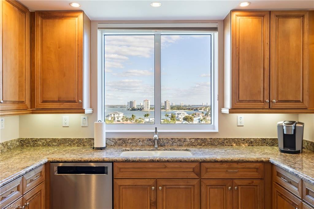 WATERSIDE AT BAY BEACH - Residential