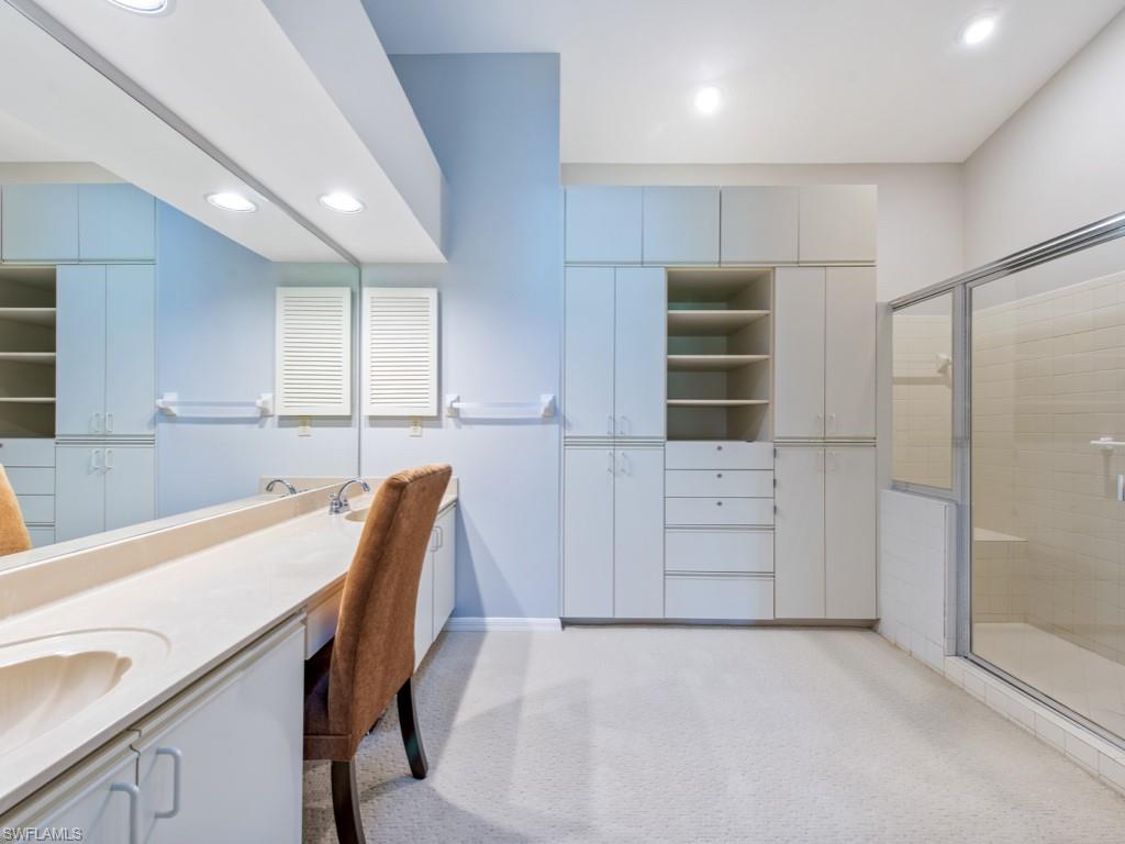 IMPERIAL PARK PLACE VILLAS - Residential