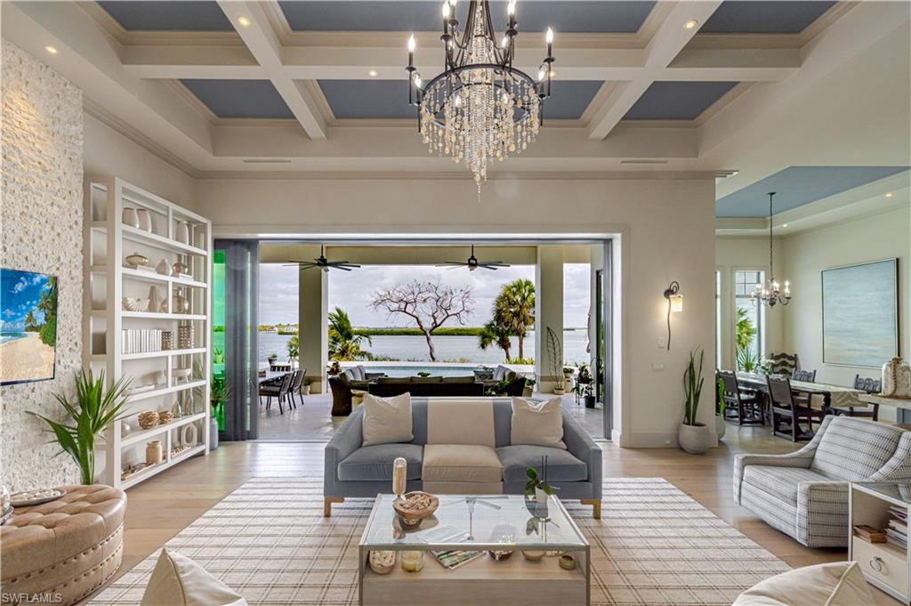 KEY MARCO - Residential
