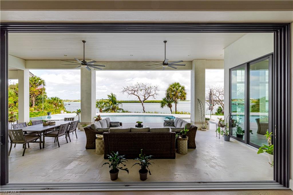 KEY MARCO - Residential