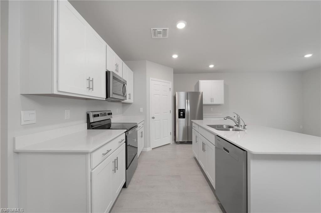 CAPE CORAL - Residential Lease