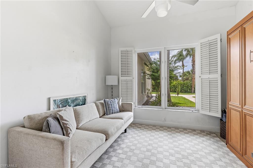 IMPERIAL GOLF ESTATES - Residential