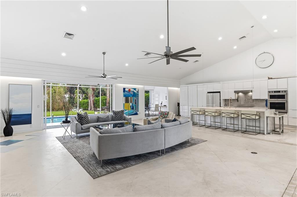 IMPERIAL GOLF ESTATES - Residential