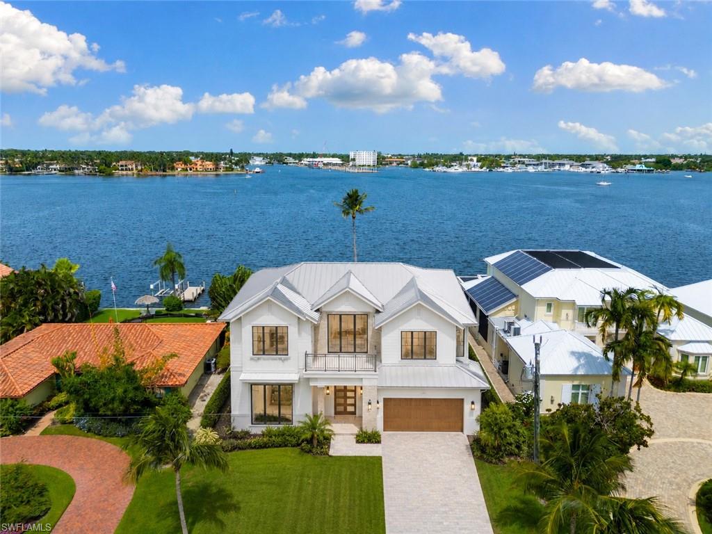 Photo of 1535 Dolphin LN, NAPLES, FL 34102 (MLS # 226029594)