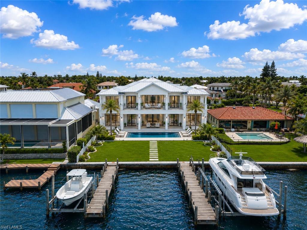 Photo of 1535 Dolphin LN, NAPLES, FL 34102 (MLS # 226029594)