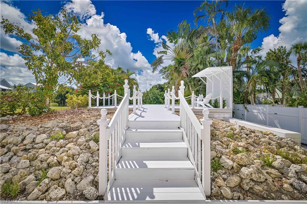 SEAGULL BAY - Residential