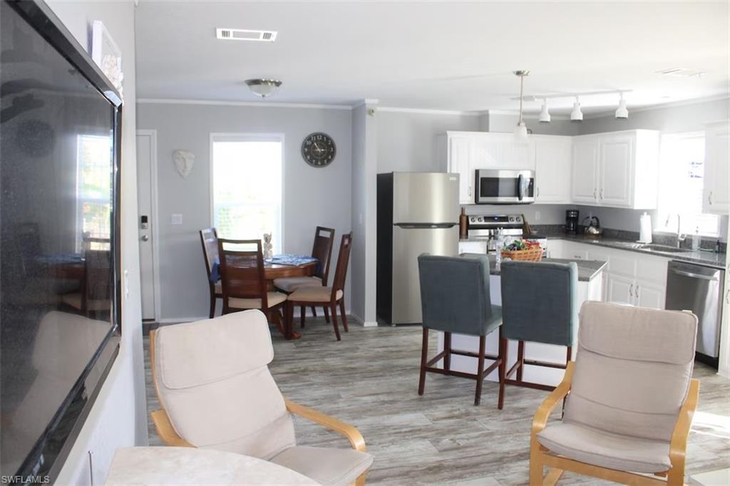 PINE ISLAND VILLAS - Residential