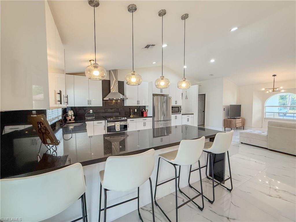 GOLDEN GATE ESTATES - Residential