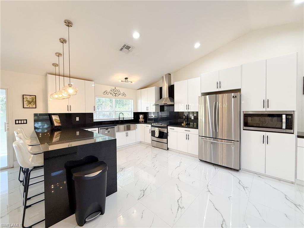 GOLDEN GATE ESTATES - Residential