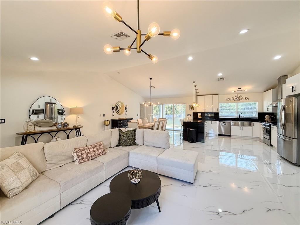 GOLDEN GATE ESTATES - Residential