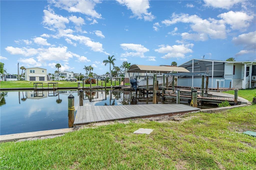 BAYSIDE ESTATES - Land