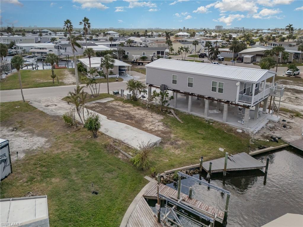 BAYSIDE ESTATES - Land