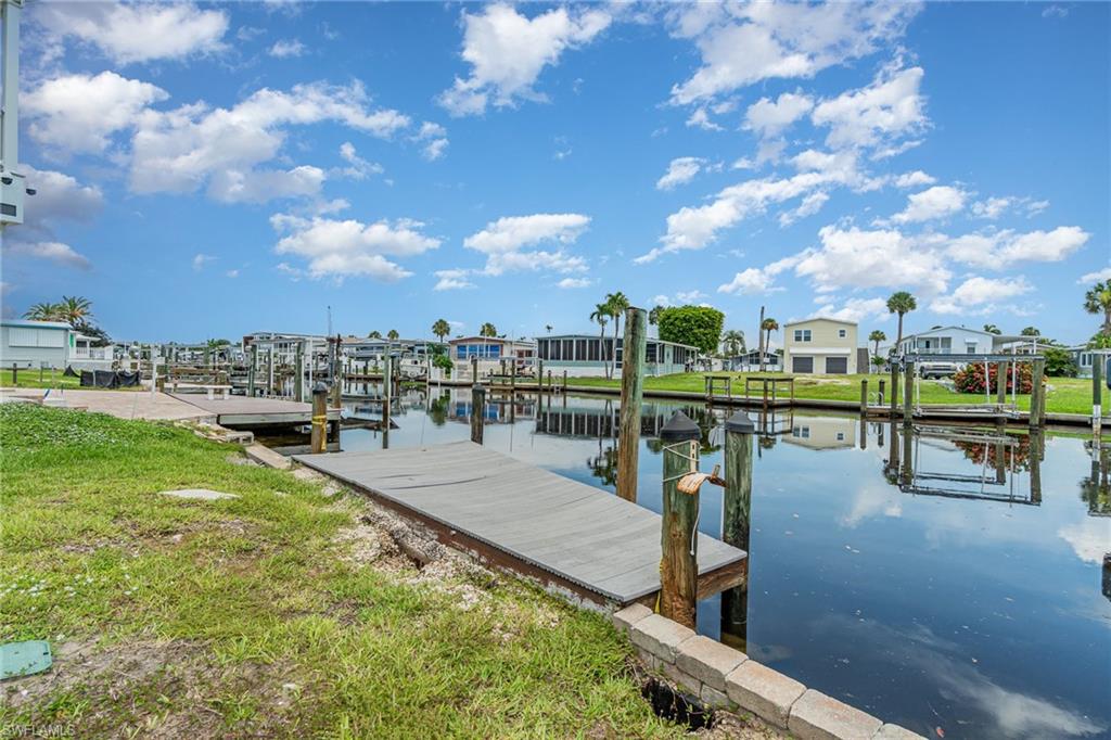 BAYSIDE ESTATES - Land