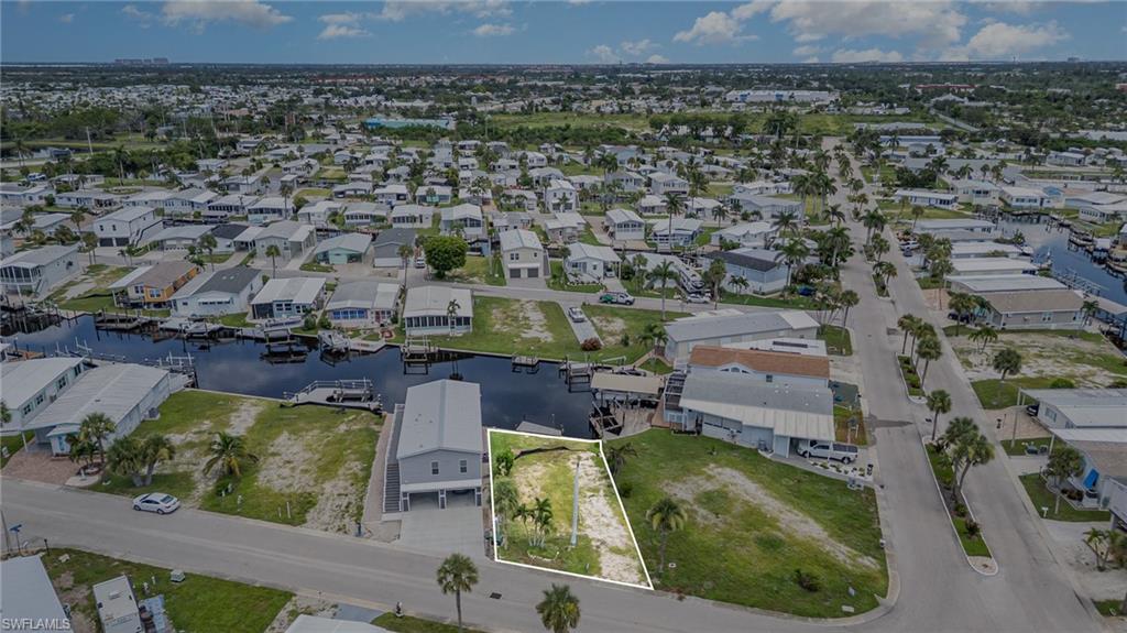 BAYSIDE ESTATES - Land