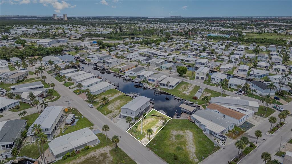 BAYSIDE ESTATES - Land