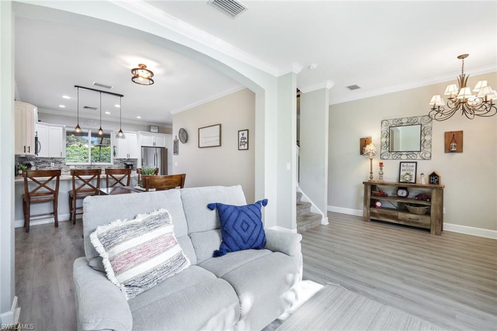 12839 Ivory Stone LOOP