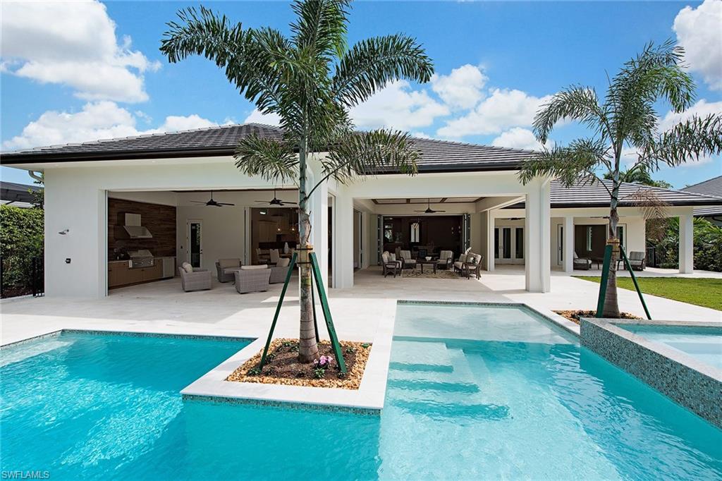 MOORINGS - Residential