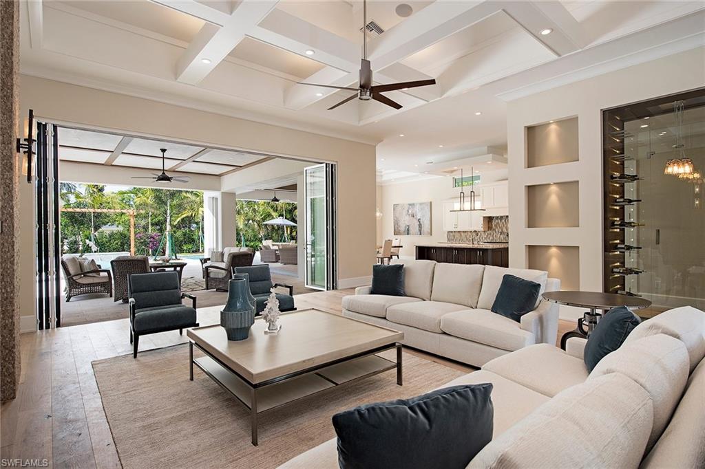 MOORINGS - Residential