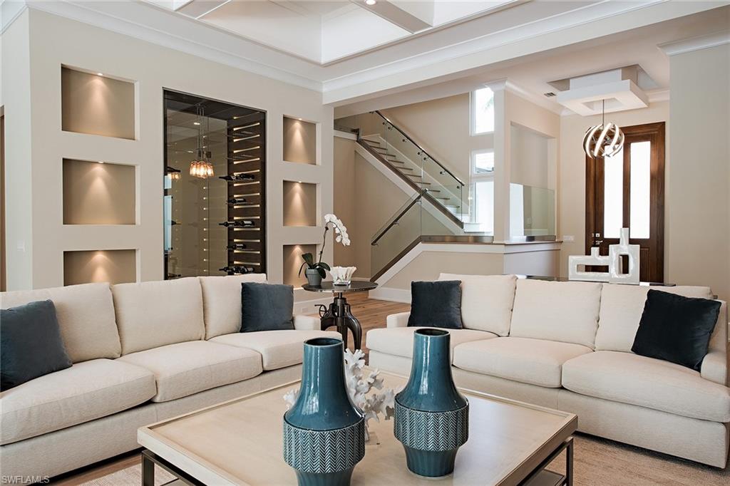 MOORINGS - Residential