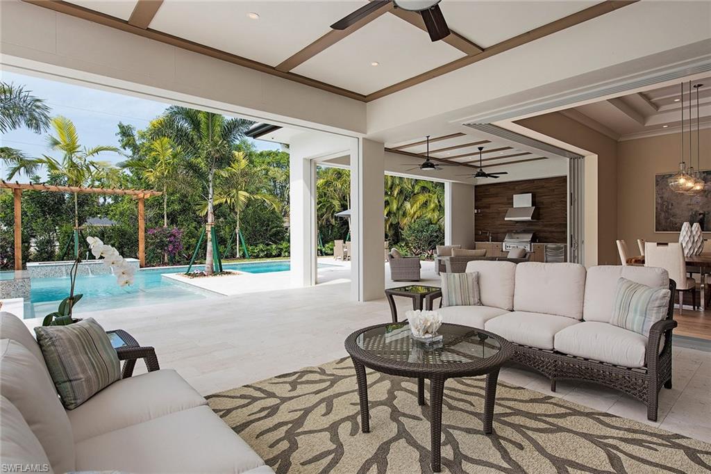 MOORINGS - Residential