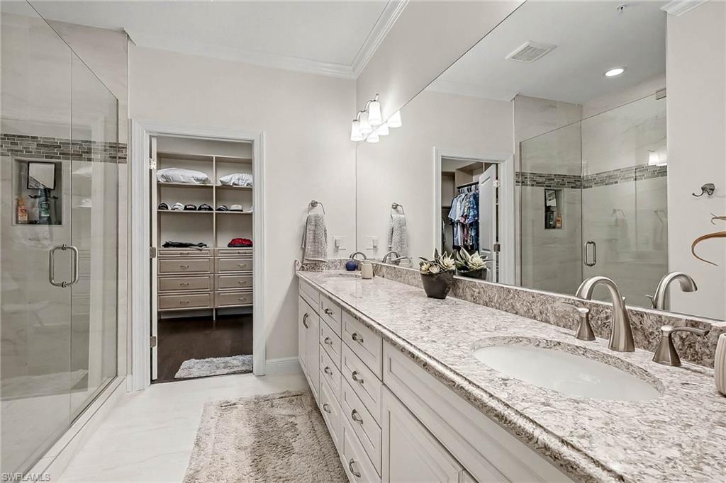 CARRIAGE HOMES AT LIVINGSTON LAKES - Residential Lease