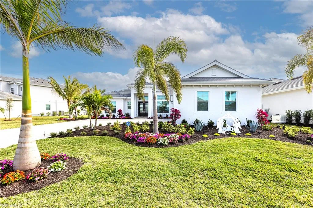 Fort Myers, Florida 33913, United States, 4 Bedrooms Bedrooms, ,4 BathroomsBathrooms,Residential,Active,20582