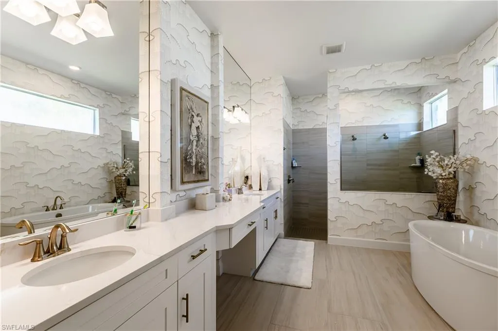 Fort Myers, Florida 33913, United States, 4 Bedrooms Bedrooms, ,4 BathroomsBathrooms,Residential,Active,20582