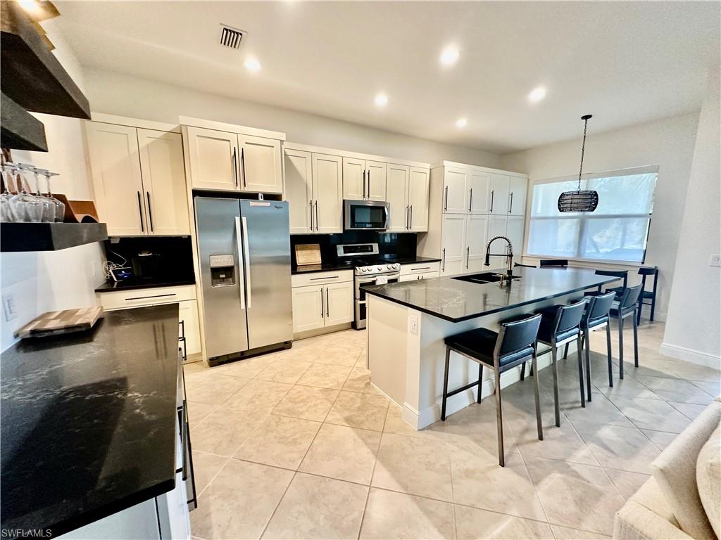 HAMPTON PARK - Residential Lease